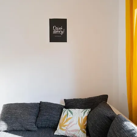 Tanie Spanie Skowronek - Pet Friendly - Przytulny 4 Osobowy - Space Appartement