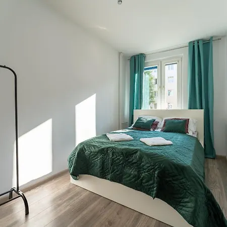 Tanie Spanie Skowronek - Pet Friendly - Przytulny 4 Osobowy - Space