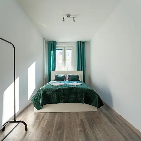 Appartement Tanie Spanie Skowronek - Pet Friendly - Przytulny 4 Osobowy - Space *